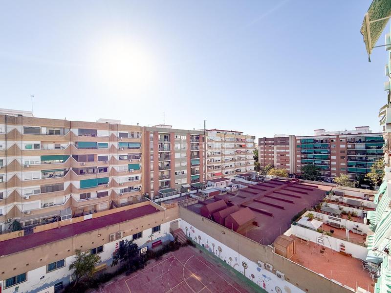 Foto 8f20cbb8-b53f-4070-ac38-b2520acc03da. Alquiler piso alquiler de piso para estudiantes en Malilla, 1.100 en Valencia