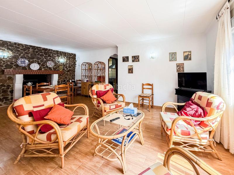 Foto c13740a2-67cc-4773-8cba-da36b801b878. Xalet amb aparcament a Sellent