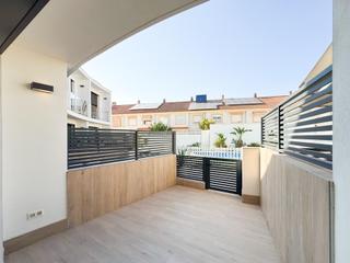 Miete Reihenhaus in Pueblo. Alquiler de chalet adosado en calle romeral
