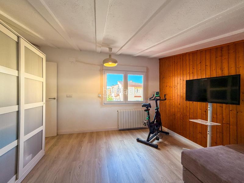 Foto 00976774-43ee-4e58-9801-06384d6343df. Xalet amb calefacció aparcament piscina a Riba - roja de Túria