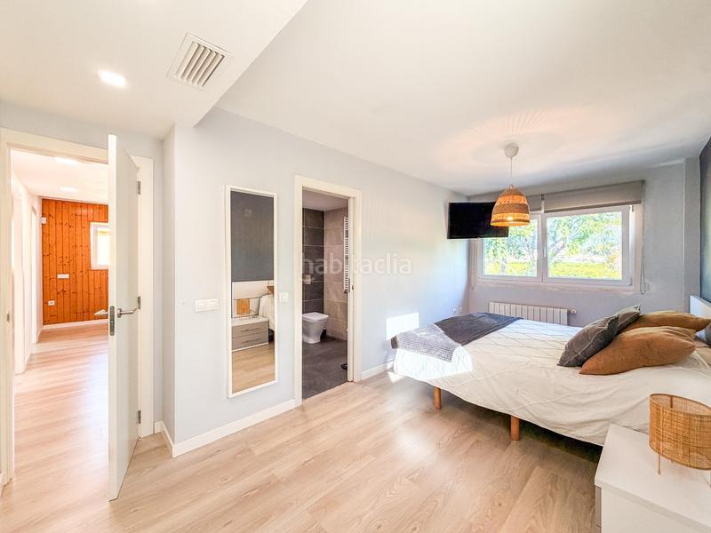 Foto 2060e85a-1e99-4e7a-b818-c95e54fa0998. Xalet amb calefacció aparcament piscina a Riba - roja de Túria