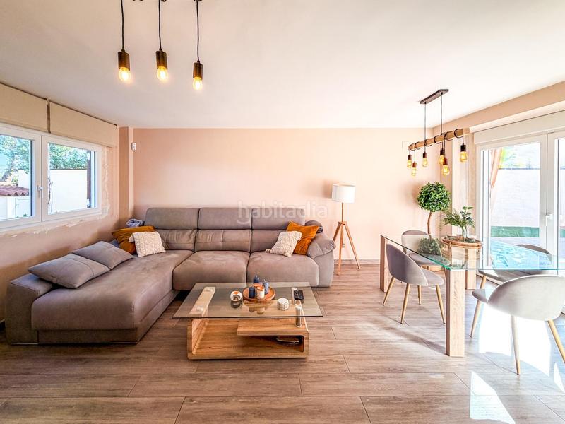 Foto 28fbefcd-4a8b-4a10-8cdf-59e54e186ab6. Xalet amb calefacció aparcament piscina a Riba - roja de Túria