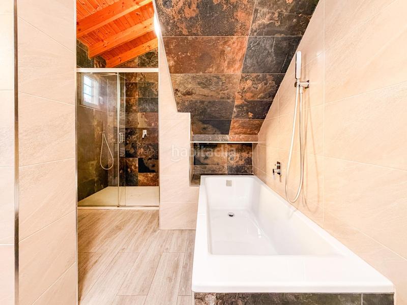 Foto 45b2c0a2-e5ed-4126-8ecc-af8ae4415dc5. Xalet amb calefacció aparcament piscina a Riba - roja de Túria