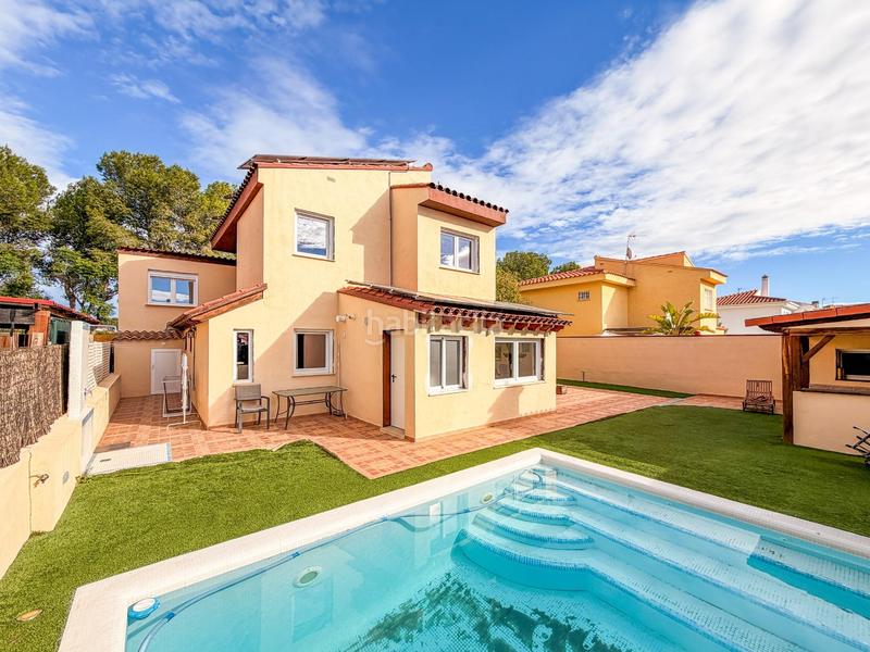 Foto 996ffa53-0ff0-44da-b379-7a1d803ef0c1. Xalet amb calefacció aparcament piscina a Riba - roja de Túria