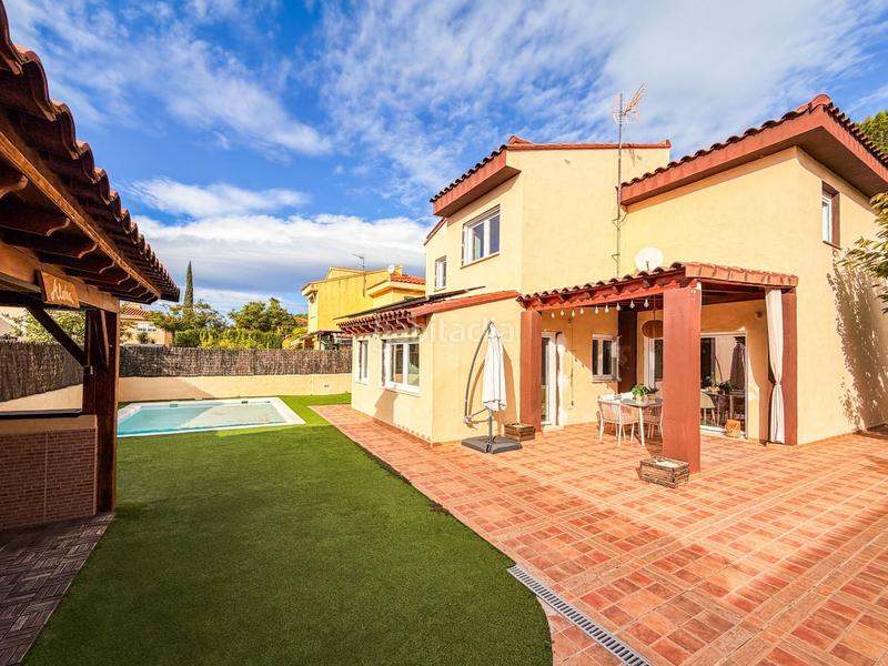 Foto ef75e8d9-d646-4e6d-8912-d8b103b081da. Xalet amb calefacció aparcament piscina a Riba - roja de Túria