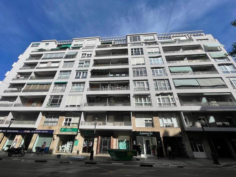 Foto 45c0abc0-b97b-4896-b8d3-ccbd08a58f8f. Appartamento in calle cuenca 13 in Arrancapins Valencia