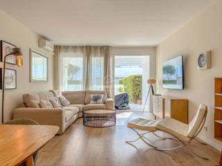 Appartement  Golf. Pals, apartamento reformado con jardín privado, parking y licenc