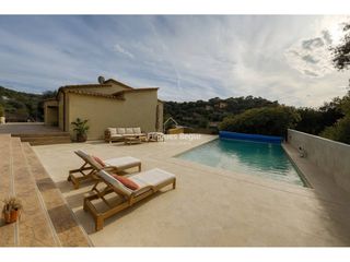 Xalet  Calle ramon llull. Begur, encantadora casa renovada con estilo moderno y piscina pr