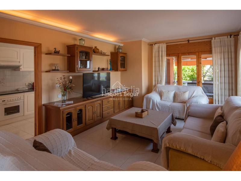 Foto 0b240b05-ee3e-4c7f-85f9-2893ad3764f1. Haus mit heizung parking pool in Begur Begur