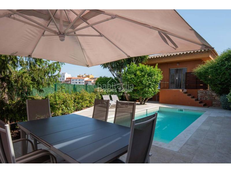 Foto 88969191-1023-4207-8188-266a27725351. Haus mit heizung parking pool in Begur Begur