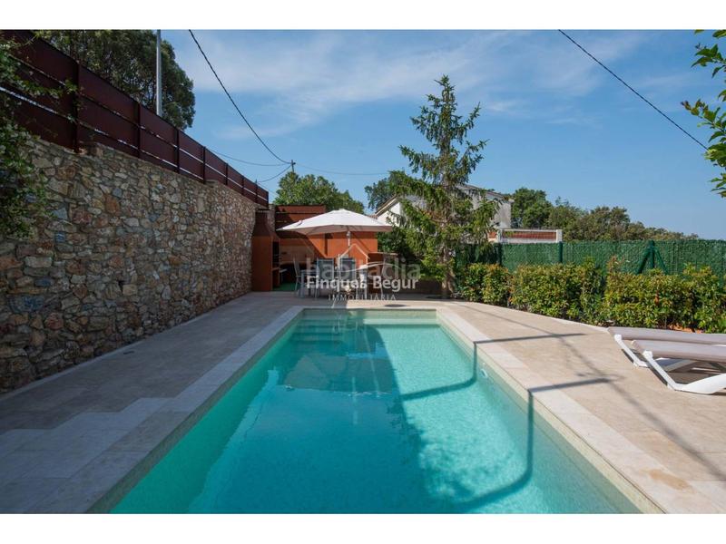Foto b1652cc4-7b8e-4cef-8d12-abb6b75993e8. Haus mit heizung parking pool in Begur Begur