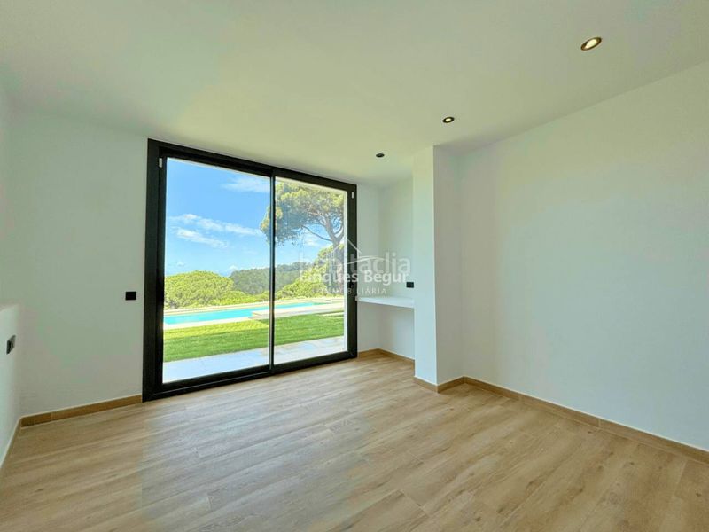 Foto 50e352d6-50d0-4a83-b158-618e8e5d7da5. Xalet amb calefacció aparcament piscina a residencial Begur-esclanyà Begur