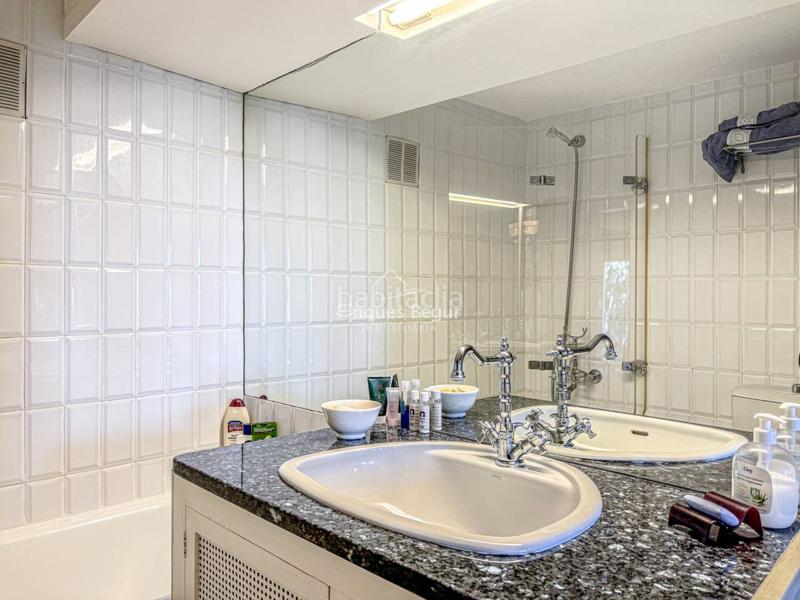 Foto 16e15d6c-d68b-4e05-af5a-fd96a26bebc8. Casa , casa de pueblo con jardín privado y licencia turística cerca del centro en Begur