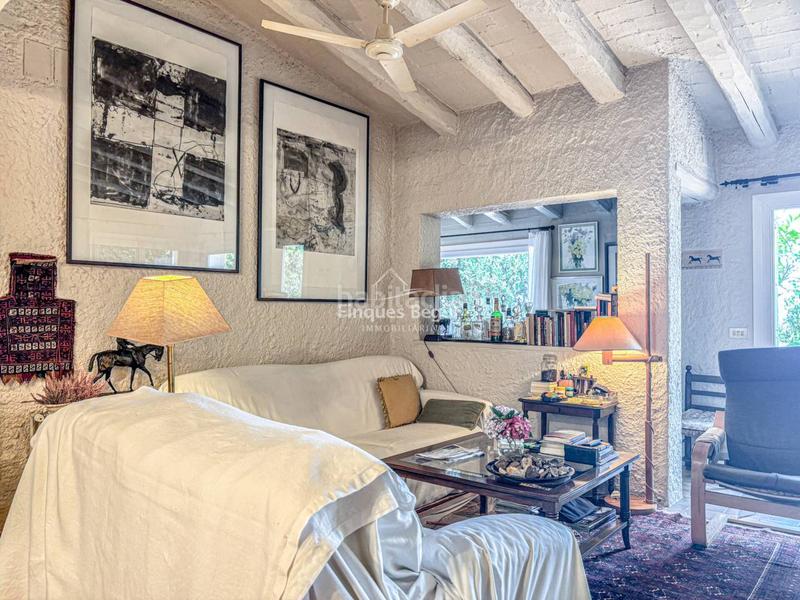 Foto 2893b9fd-a41d-4e06-ae83-0833f5dfea2f. Casa , casa de pueblo con jardín privado y licencia turística cerca del centro en Begur