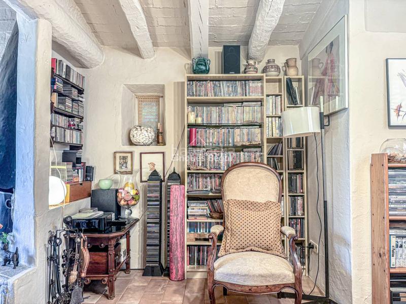 Foto b0b29041-568e-45e4-8195-f417023d976b. Casa , casa de pueblo con jardín privado y licencia turística cerca del centro en Begur