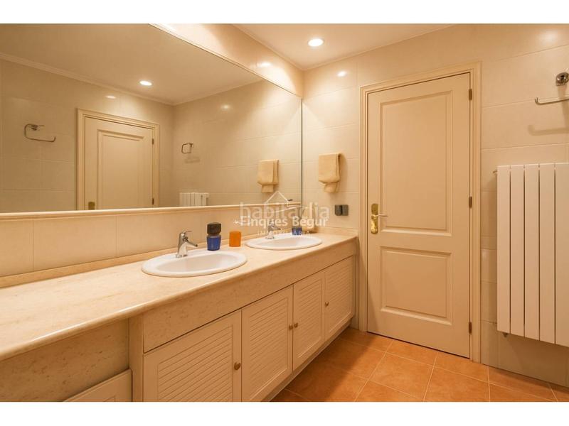 Foto 0c936923-440d-4a83-8df4-0e9c47cdc694. Xalet amb calefacció aparcament a Fornells-Aiguablava Begur