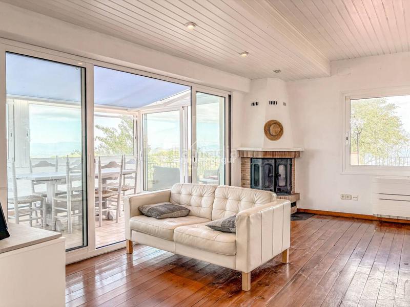 Foto 2cba5167-4b64-42e2-950a-71bc7a00c576. House with heating parking in Begur Begur