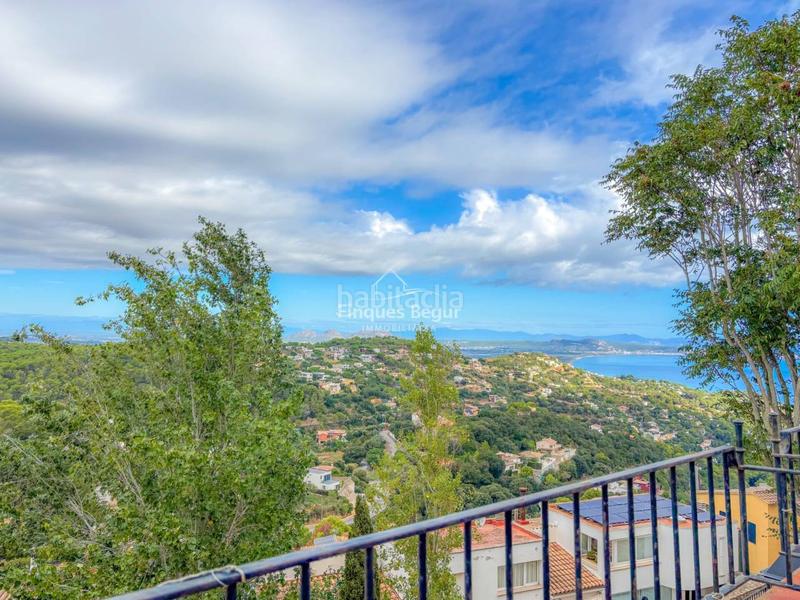 Foto 987694f8-cde3-4af1-a044-545a0bde9014. House with heating parking in Begur Begur