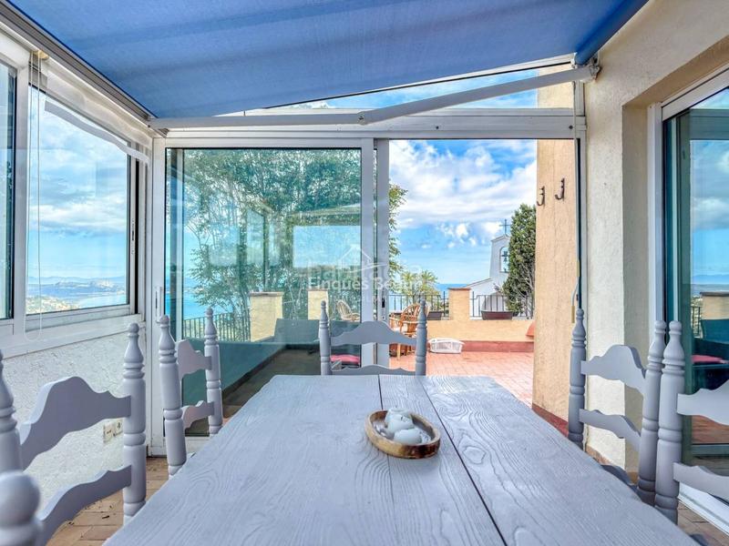 Foto 9cbd7597-4f00-4392-9136-894df0f1766f. House with heating parking in Begur Begur