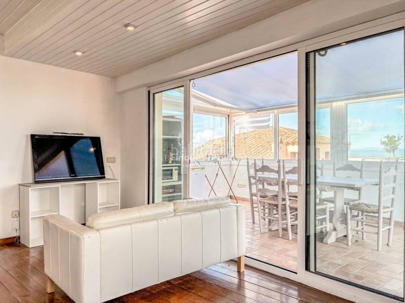 Foto ec228778-05c4-4e71-b190-0c192cef936a. House with heating parking in Begur Begur