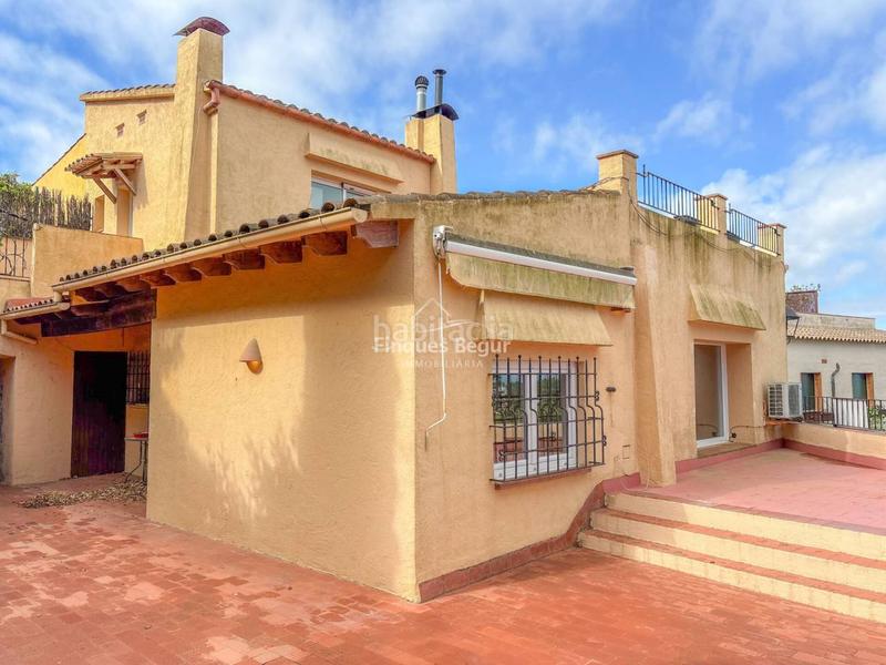 Foto ff3fc124-9be5-41d4-a5cc-e5e2ebffdd8f. House with heating parking in Begur Begur