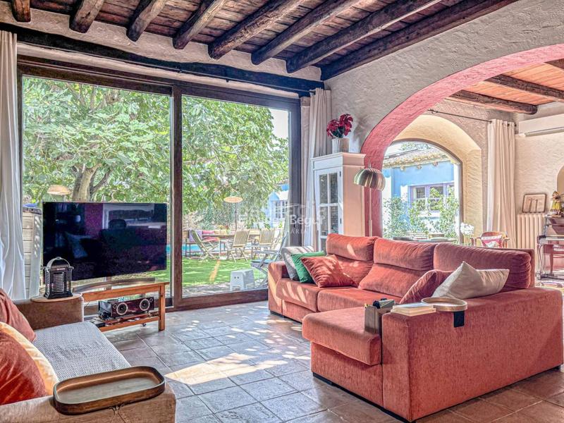 Foto 11c40c73-5756-45f8-b733-0aed81701f5e. Xalet amb calefacció aparcament piscina a Centre Palafrugell