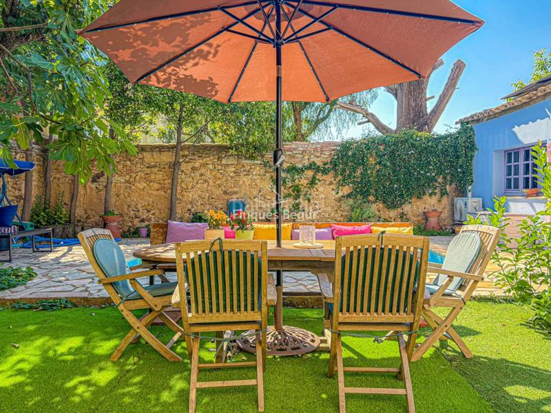 Foto 2fb36f20-1dbd-4cfa-9f64-4d3114840885. Xalet amb calefacció aparcament piscina a Centre Palafrugell