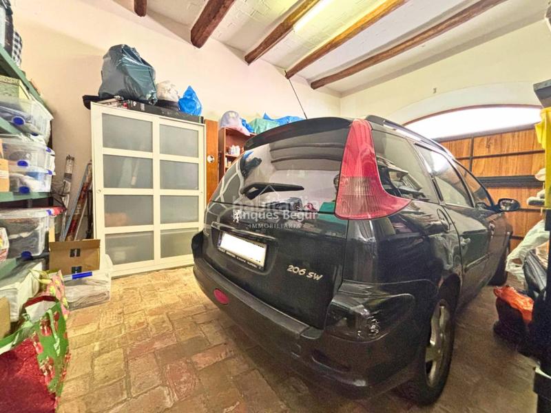 Foto 33d59882-dbc3-4e42-bdfc-b9a614d0aa98. Xalet amb calefacció aparcament piscina a Centre Palafrugell