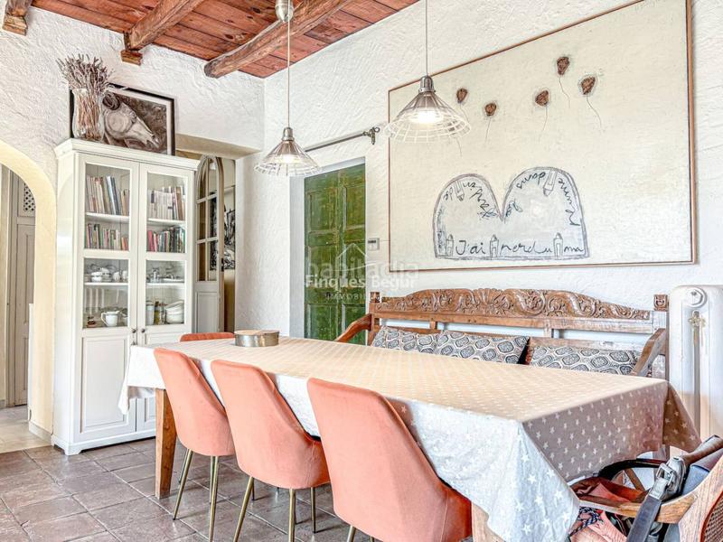 Foto 9037803e-acb8-4aa9-aac8-f8d0b3580082. Xalet amb calefacció aparcament piscina a Centre Palafrugell