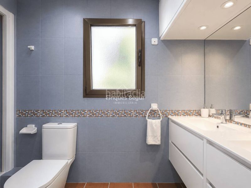 Foto 068f19bf-2be9-4e2d-a110-fa411bb174c2. Apartament amb aparcament a Aiguafreda-Sa Tuna Begur