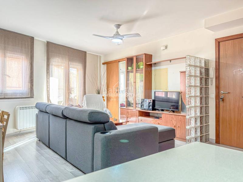 Foto 702984bb-4cb4-4868-bd56-3c514ac90c9c. Apartamento , luminoso apartamento con piscina comunitaria a 5 min de los comercios en Begur