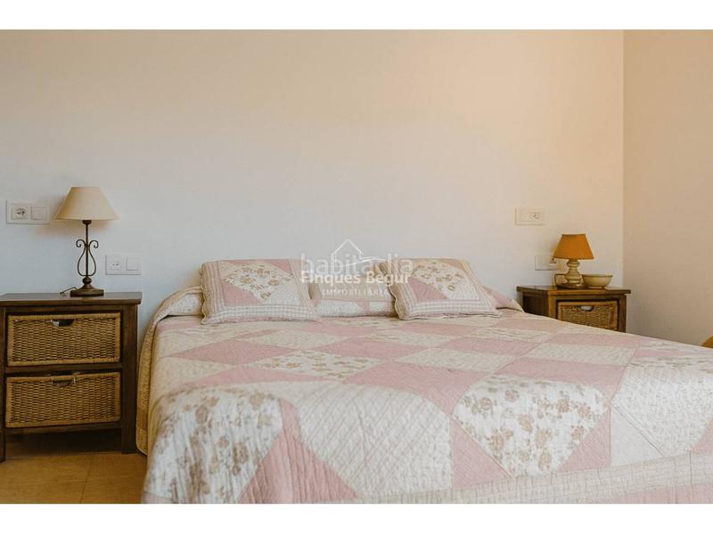 Foto 4d4b6fd1-dc2e-41f9-8b26-c8b414570ffe. Chalet avec chauffage parking piscine dans residencial Begur-esclanyà Begur