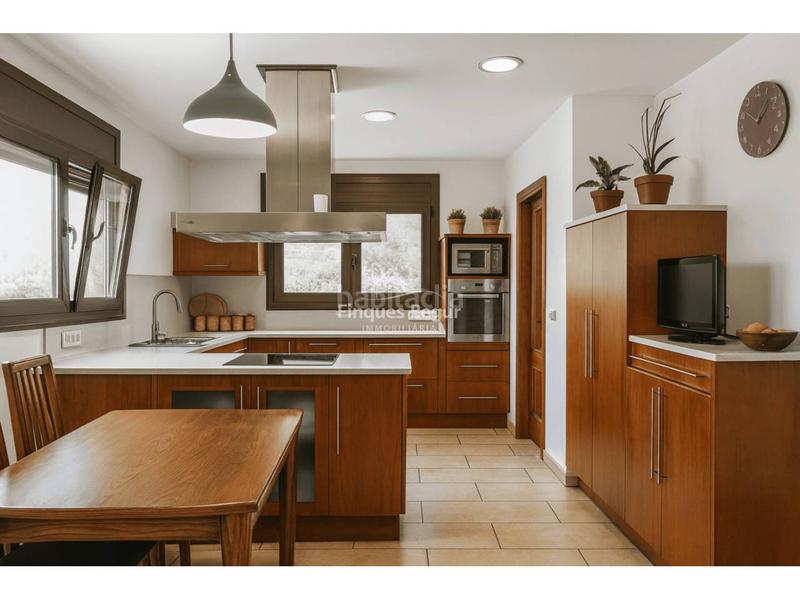 Foto 6cfffa7d-adfc-4f07-819f-39c7e030ab66. Chalet avec chauffage parking piscine dans residencial Begur-esclanyà Begur