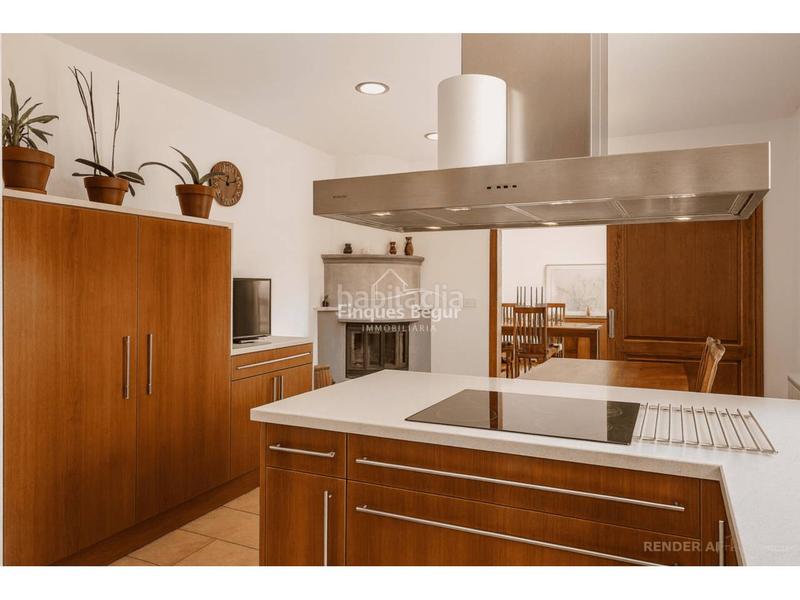 Foto e212ca98-b3db-4f0a-8fdb-510009e9e45a. Chalet avec chauffage parking piscine dans residencial Begur-esclanyà Begur