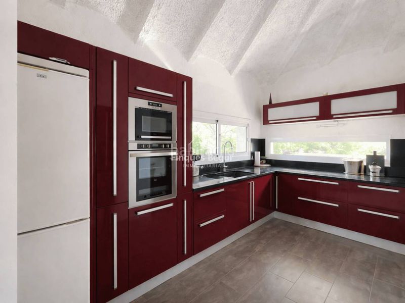 Foto ae9c1379-6641-4aa1-9b52-fce05aff87cd. Casa amb calefacció aparcament piscina a Pals