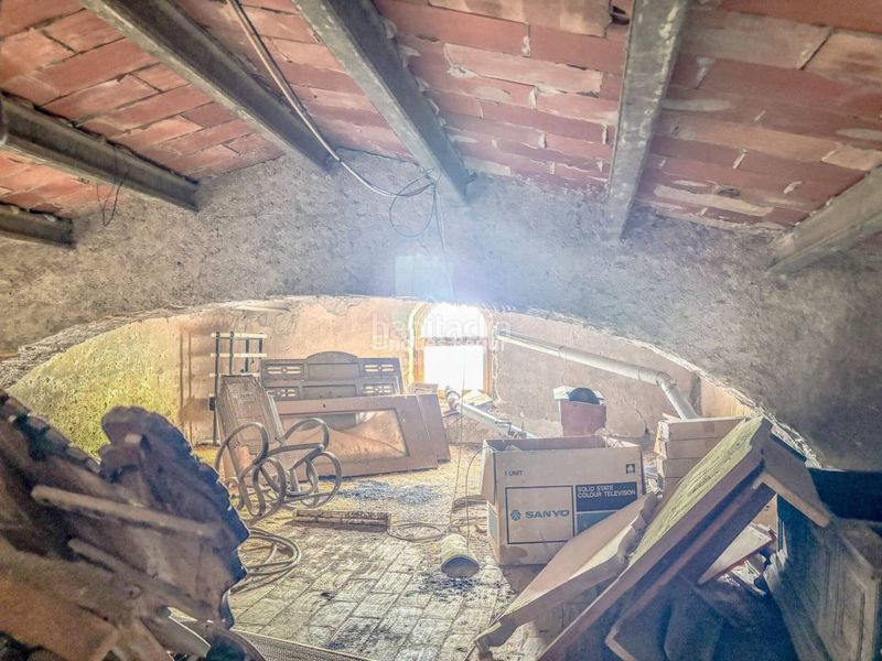 Foto a7461573-25ee-4e42-93bc-6e01d851d60c. Masia amb aparcament a Corçà