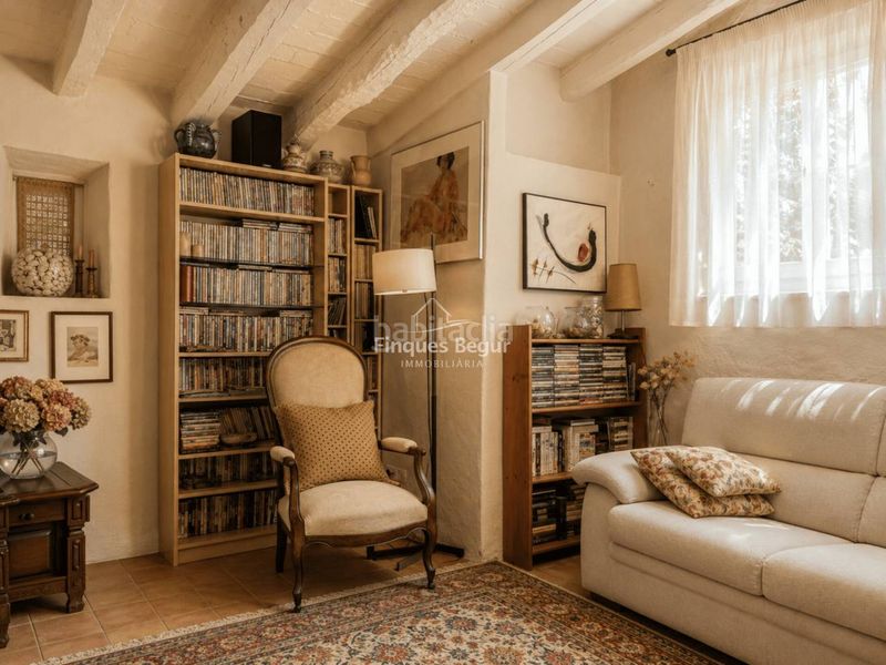 Foto 49357914-5523-4320-a03c-7ac323a68aa9. Casa amb calefacció aparcament a residencial Begur-esclanyà Begur