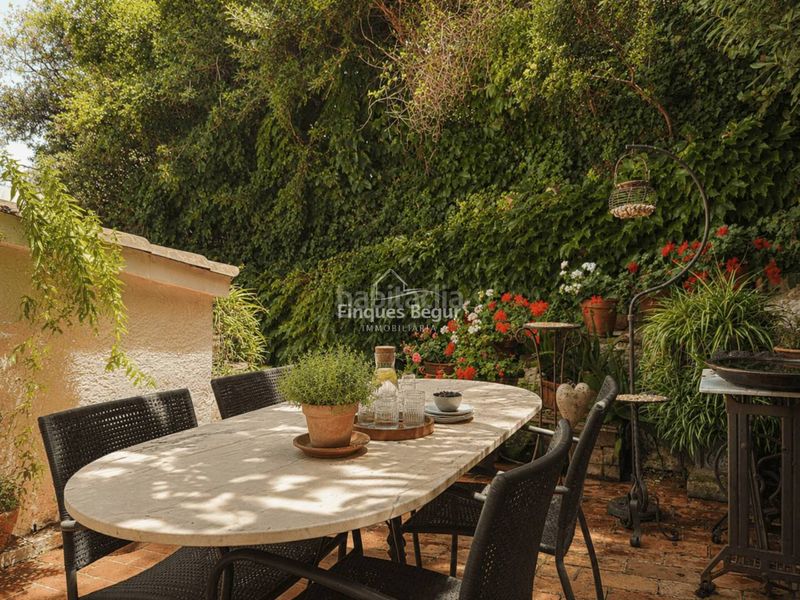 Foto bba56fc0-9980-4f43-8ea0-687c8ffcd4d4. Casa amb calefacció aparcament a residencial Begur-esclanyà Begur