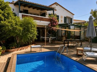 Chalet in Residencial Begur-Esclanyà