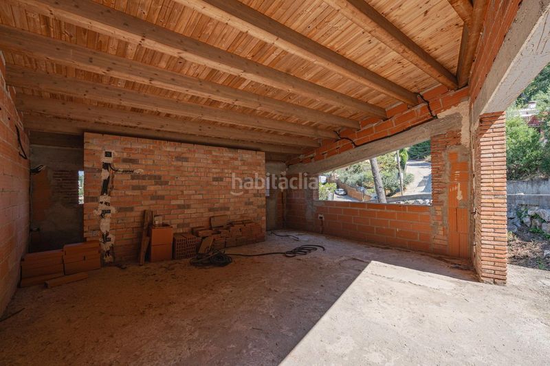 Foto 4042e513-d3b3-46e5-8aa9-f5af25c7e1a6. Casa a Corbera de Llobregat