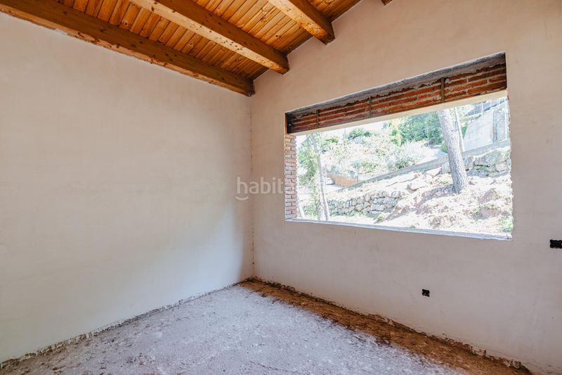 Foto 5480b081-95aa-422c-b2b7-57e108a77761. Casa a Corbera de Llobregat