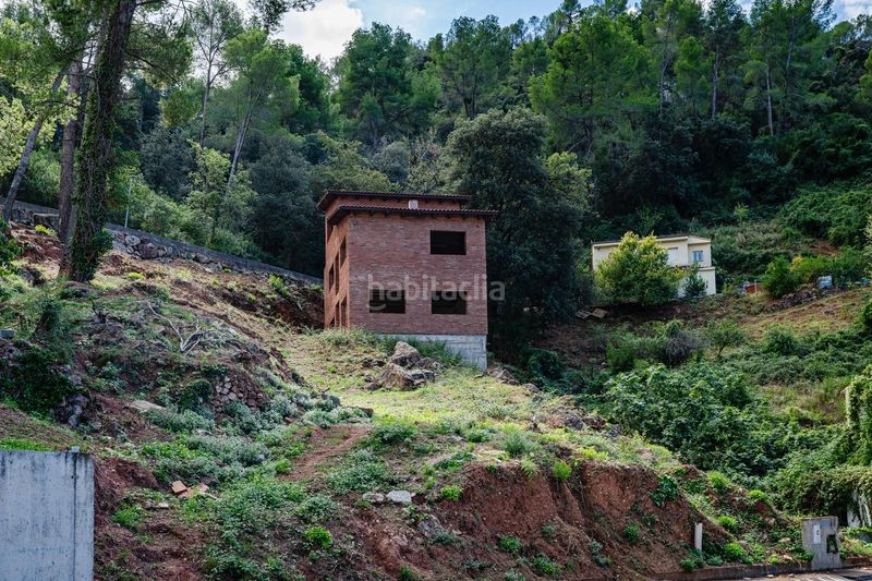 Foto ddec0f07-dc46-4a85-8ddb-c9a0634996da. Casa a Corbera de Llobregat