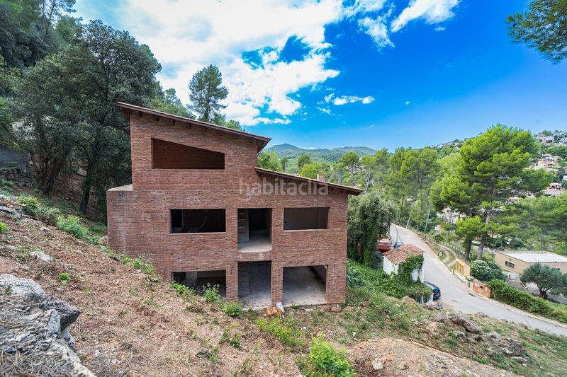 Foto edb26fbd-8a28-4d49-8a8d-ba4f22458d12. Casa a Corbera de Llobregat