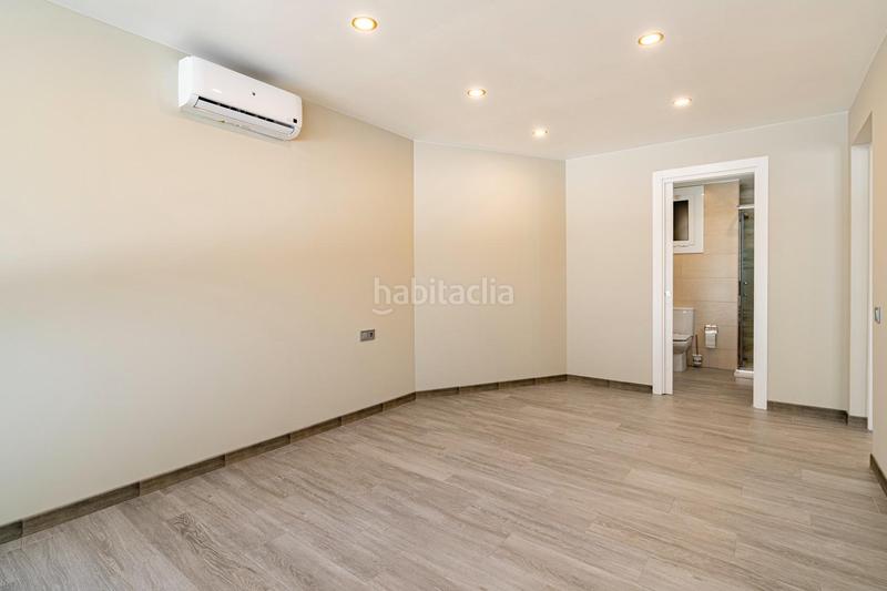 Foto 4f97a249-9f99-4d2a-933c-1eef9f3751fa. Alquiler oficina  con parking totalmente reformada en alquiler, en Barcelona