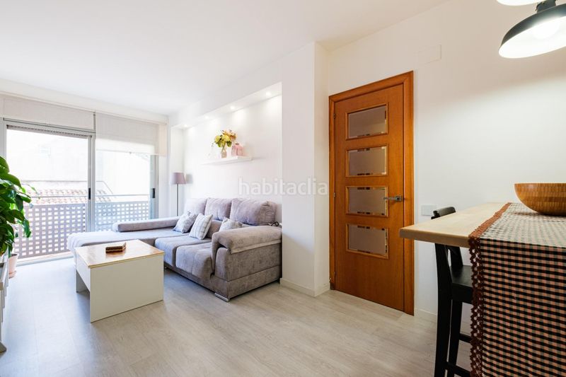 Foto bdbae315-ab14-40e8-b9ff-51b9b8608ad8. Piso en carrer nadal 2 piso espectacular baix llobregat en Sant Vicenç dels Horts