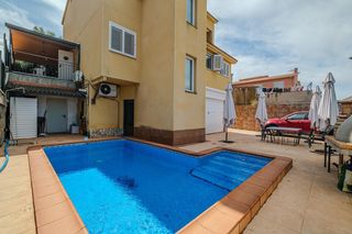 Chalet  Avenida del virrei amat. Aas casa espectacular en abrera  baix llobregat nord