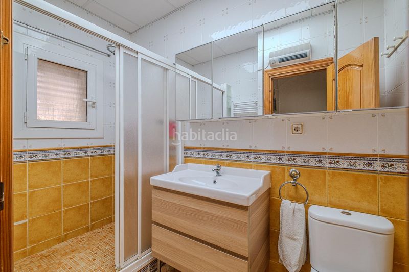 Foto f1fb4a77-52ba-459d-86f2-b85fa8785b83. Xalet amb calefacció aparcament piscina a Abrera