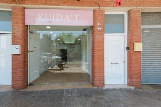 Rent Business premise in Sant Andreu de la Barca. Local en alquiler en sant andreu de la barca !!