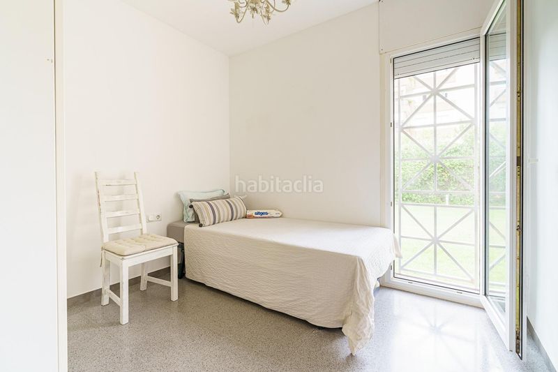 Foto d3824d4d-a9d0-4900-88ce-7527f4100bb3. Planta baixa amb calefacció aparcament a Centre Sitges