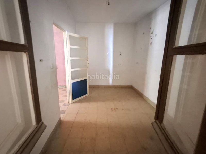 Foto 2f5d6e5b-c9c8-436a-a8af-da488d73060a. Casa amb aparcament a Roda (La)